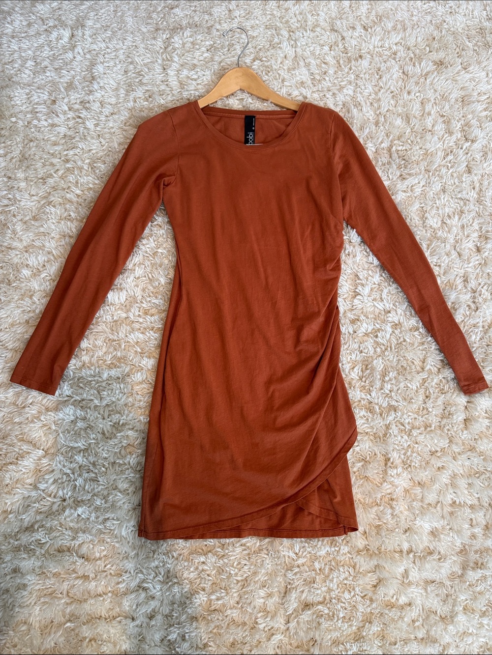 bobi Long Sleeve Wrap-Hem Dress in Rust